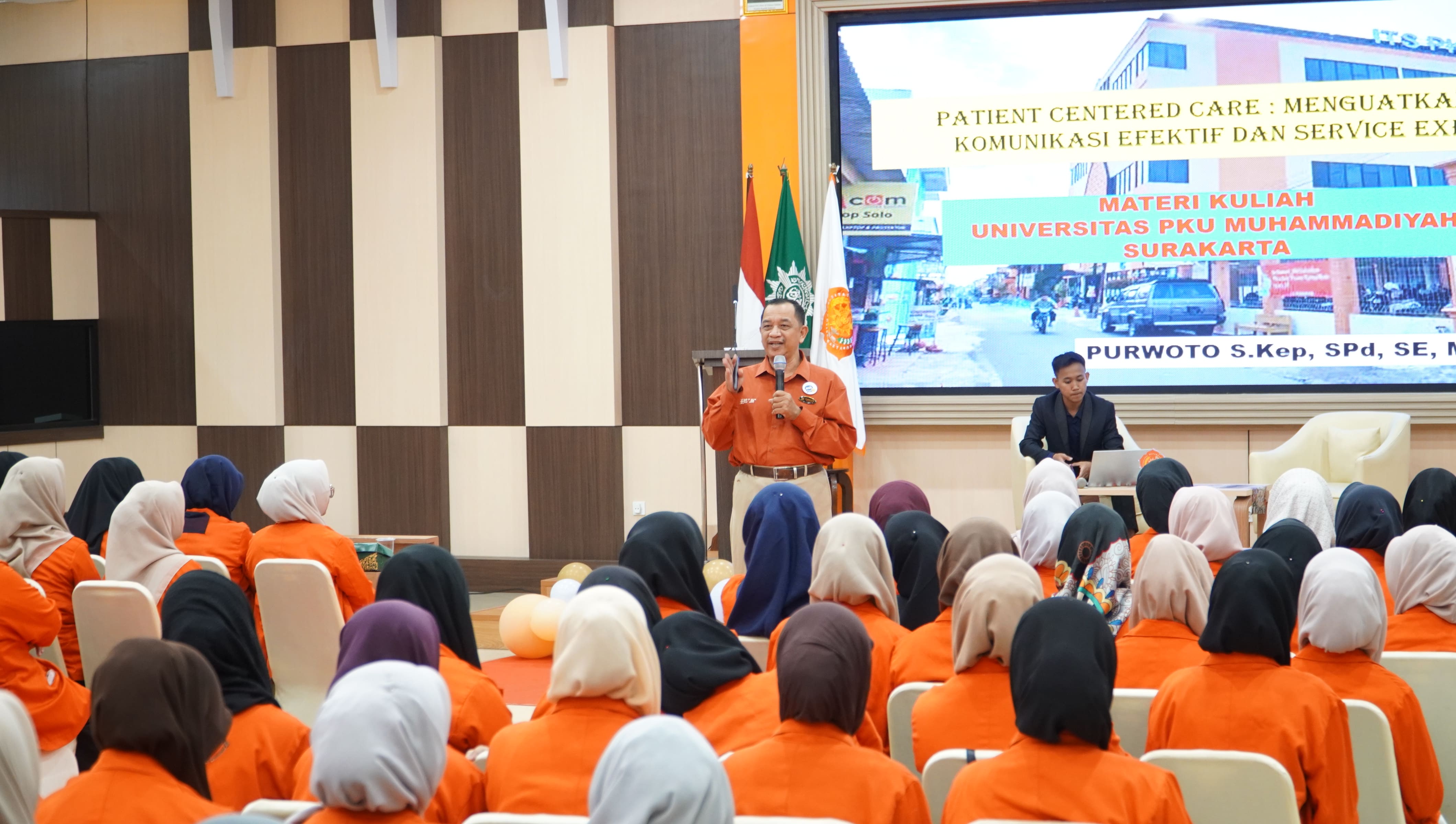 Kuliah Pakar Komunikasi Keperawatan